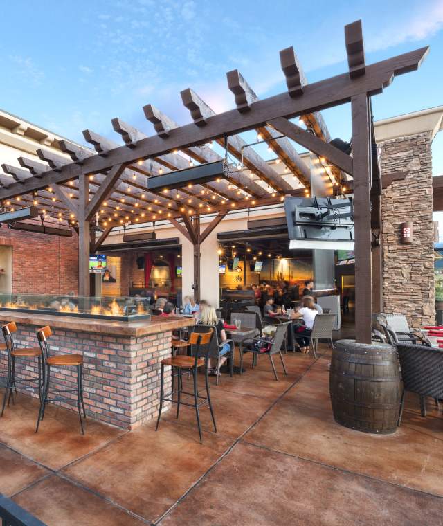 Outdoor Seating Dining